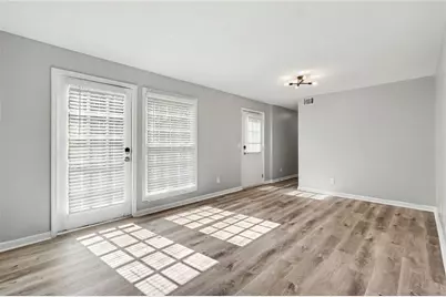 3091 Colonial Way Unit Way #E4, Atlanta, GA 30341 - Photo 5