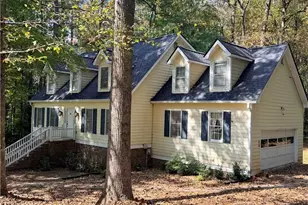 105 Northlake Dr, Carrollton, GA 30117 - Photo 1