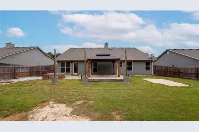 81 Livingston Court, Winder, GA 30680 - Photo 5