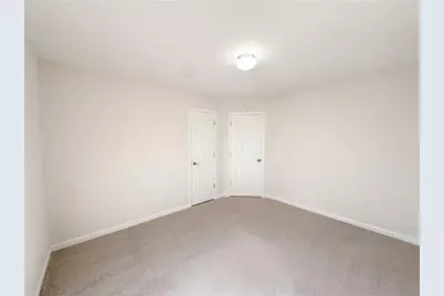 6730 Island Pointe Drive, Buford, GA 30518 - Photo 19