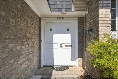 5540 Chemin De Vie, Sandy Springs, GA 30342 - Photo 3