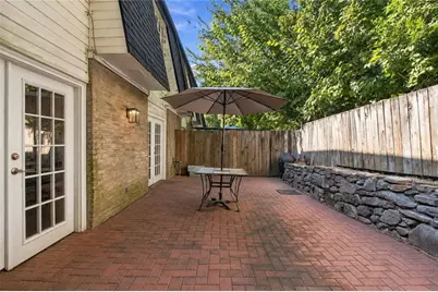 5540 Chemin De Vie, Sandy Springs, GA 30342 - Photo 37
