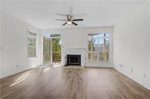 1015 McGill Park Ave, Atlanta, GA 30312 - Photo 9