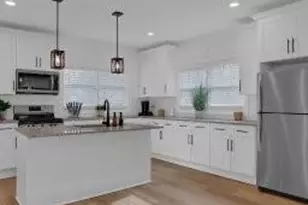 438 Hamilton E Holmes Dr NW, Atlanta, GA 30318 - Photo 11