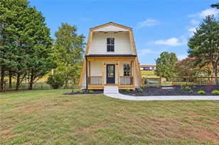 375 Wilbanks St, Baldwin, GA 30511 - Photo 1