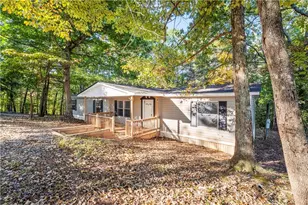 861 Mountain Ridge Dr, Dahlonega, GA 30533 - Photo 3