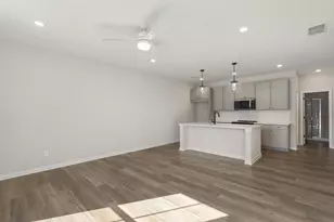 1354 Breezy St SE, Atlanta, GA 30315 - Photo 9