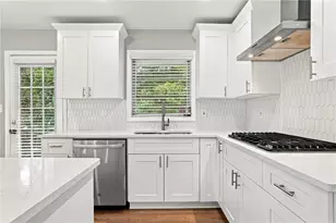 2329 Elmwood Dr SE, Atlanta, GA 30339 - Photo 9