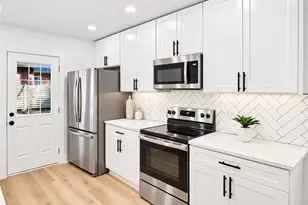 2246 Bonnybrook Way SW, Atlanta, GA 30311 - Photo 7