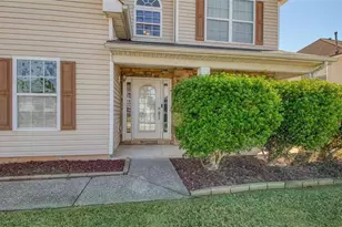 11608 Sarah Loop, Hampton, GA 30228 - Photo 5