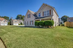 11608 Sarah Loop, Hampton, GA 30228 - Photo 3