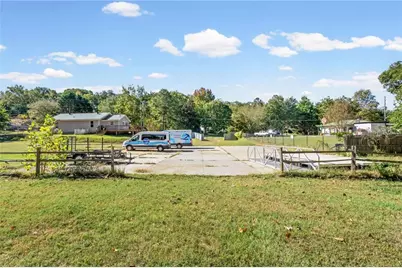 5962 Jim Crow Road, Flowery Branch, GA 30542 - Photo 37