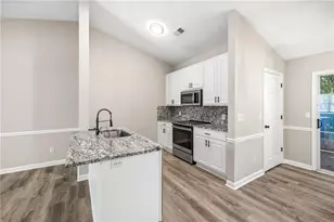 2937 Florence Dr, Gainesville, GA 30504 - Photo 9