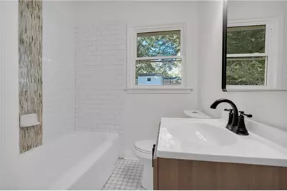 2589 Wood Valley Drive, East Point, GA 30344 - Photo 17