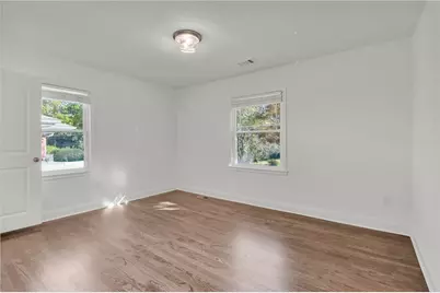 2589 Wood Valley Drive, East Point, GA 30344 - Photo 19