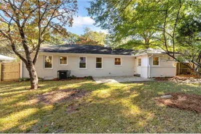 2589 Wood Valley Drive, East Point, GA 30344 - Photo 23