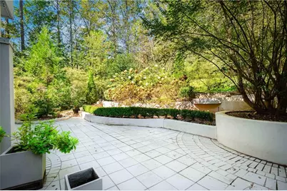 423 Hillside Dr NW, Atlanta, GA 30342 - Photo 33
