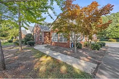 3728 Villa Springs Cir, Powder Springs, GA 30127 - Photo 3