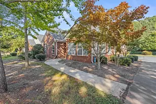 3728 Villa Springs Circle, Powder Springs, GA 30127 - Photo 3
