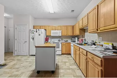 3728 Villa Springs Cir, Powder Springs, GA 30127 - Photo 17