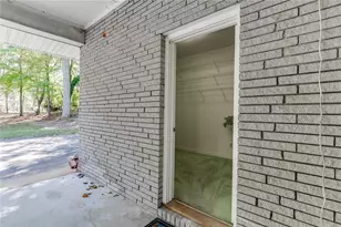 1173 Lakeshore Dr, Gainesville, GA 30501 - Photo 33