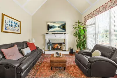 2898 Stone Column Lane, Buford, GA 30519 - Photo 13