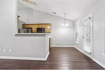 7510 Deer Creek Drive, Union City, GA 30291 - Photo 13