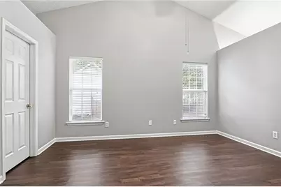 7510 Deer Creek Drive, Union City, GA 30291 - Photo 17