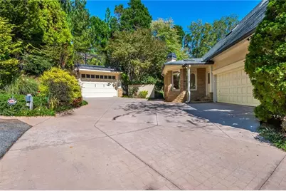 5305 Woodridge Forest Trail, Sandy Springs, GA 30327 - Photo 5