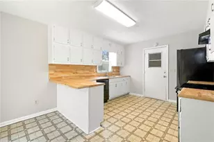 35 Helen Ln, Stockbridge, GA 30281 - Photo 3