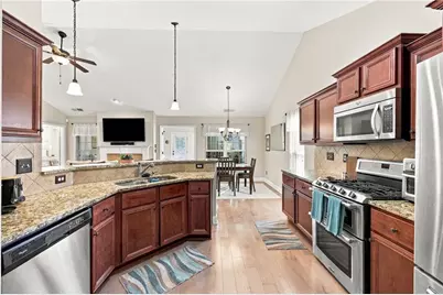 4837 Lost Creek Drive, Gainesville, GA 30504 - Photo 15