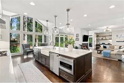 140 Grogans Landing, Sandy Springs, GA 30350 - Photo 17