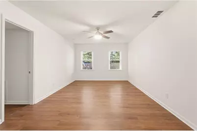 724 Lanford Springs Drive SW, Lilburn, GA 30047 - Photo 27