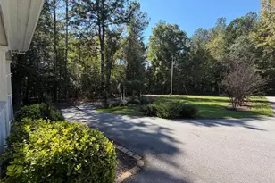 564 Eskew Rd, McDonough, GA 30252 - Photo 3