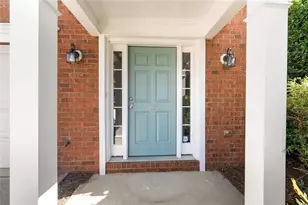 1020 Thornborough Dr, Alpharetta, GA 30004 - Photo 3
