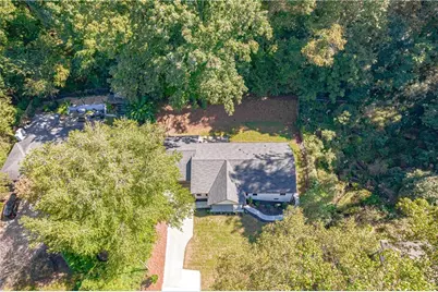6835 Castleton Drive, Sandy Springs, GA 30328 - Photo 27