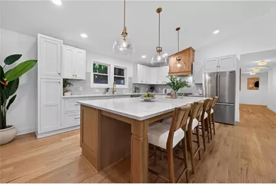 6835 Castleton Drive, Sandy Springs, GA 30328 - Photo 5