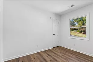 4126 Devonshire Dr, Marietta, GA 30066 - Photo 15