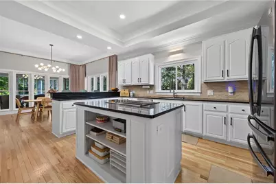 125 W Meadows Court, Johns Creek, GA 30005 - Photo 15