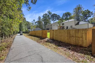 301 Larkspur, Peachtree City, GA 30269 - Photo 7