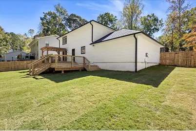 301 Larkspur, Peachtree City, GA 30269 - Photo 9
