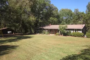 312 Mansfield Rd NE, White, GA 30184 - Photo 1