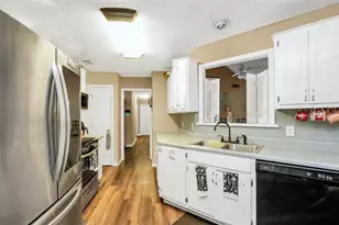 422 Old Ivy Path, McDonough, GA 30253 - Photo 3