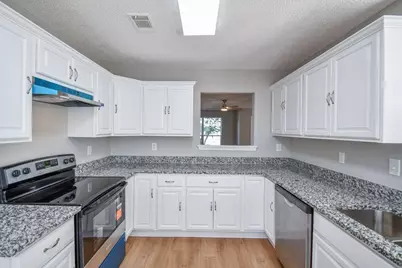 1517 April Lane, Morrow, GA 30260 - Photo 11