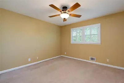 721 Dorsey Circle SW, Lilburn, GA 30047 - Photo 17