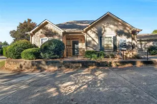 217 Fenwick Cir, McDonough, GA 30253 - Photo 1