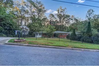 2473 Woodacres Road NE, Atlanta, GA 30345 - Photo 5