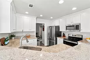 227 Finch Ct, Winder, GA 30680 - Photo 13