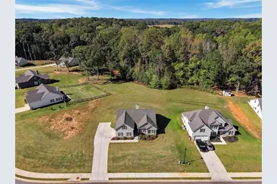 227 Finch Court, Winder, GA 30680 - Photo 31
