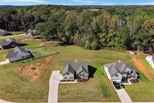 227 Finch Ct, Winder, GA 30680 - Photo 31